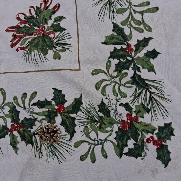 Lenox Linen Tablecloth Rectangular - Picture 3 of 3